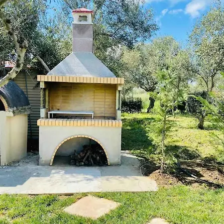 Διαμέρισμα Five Pathways