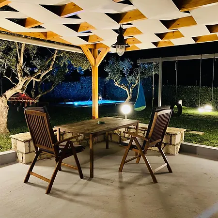 Five Pathways Διαμέρισμα *